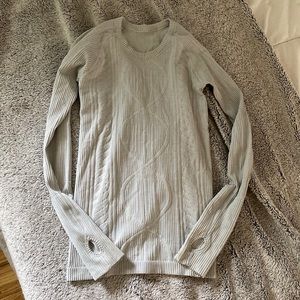 Lululemon swiftly tech long sleeve
